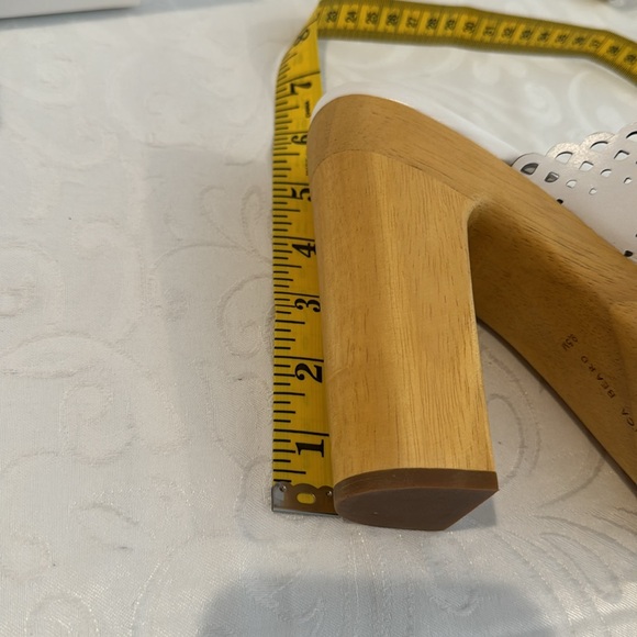 Veronica Beard “Gaynor” Sandals. Ladies 9.5. - Picture 13 of 15